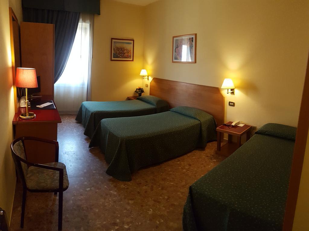 Nuovo Albergo Chieti Ngoại thất bức ảnh