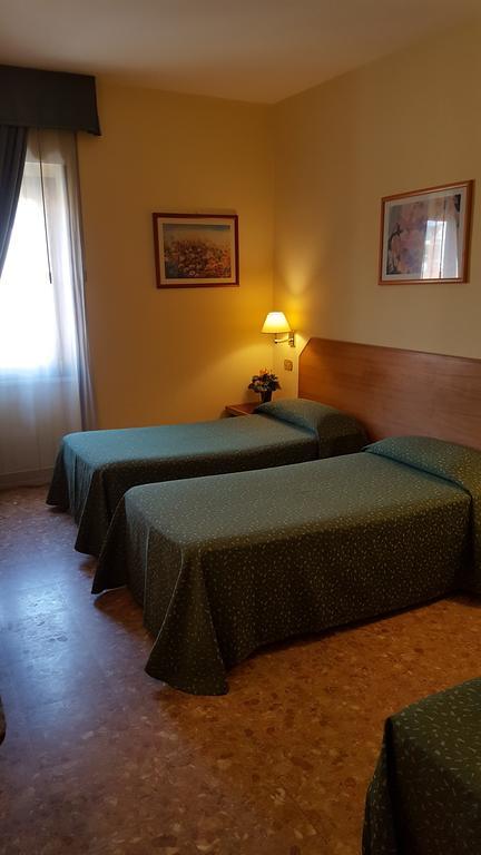 Nuovo Albergo Chieti Ngoại thất bức ảnh